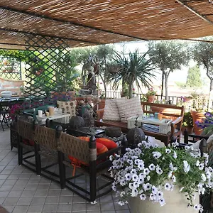 https://terrazza-pavone.taorminaitalyhotels.com